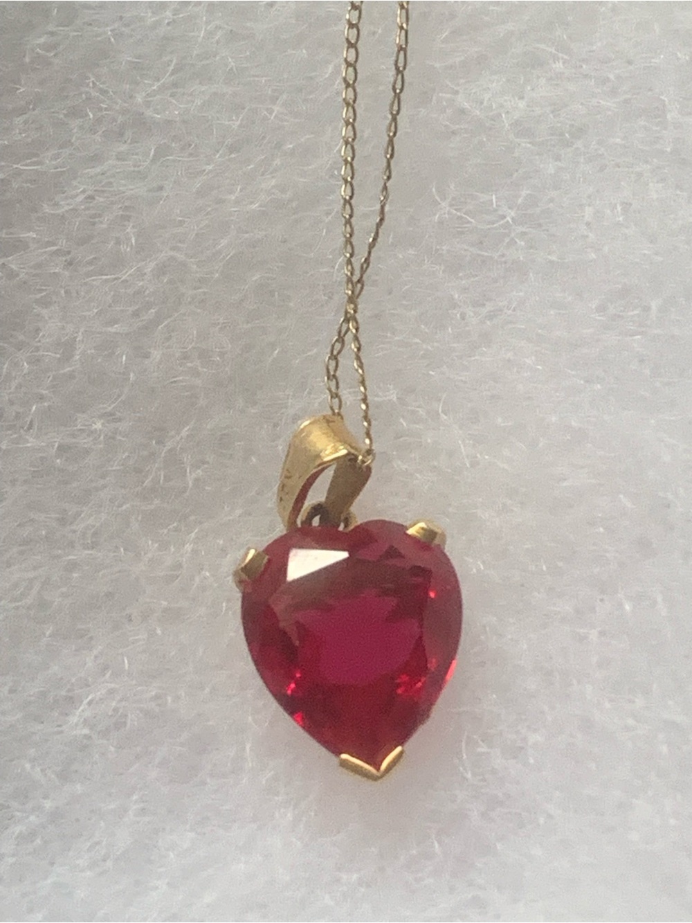 10kt Gold Heart Pendant Necklace with Huge Ruby Gem! Beautiful 😍